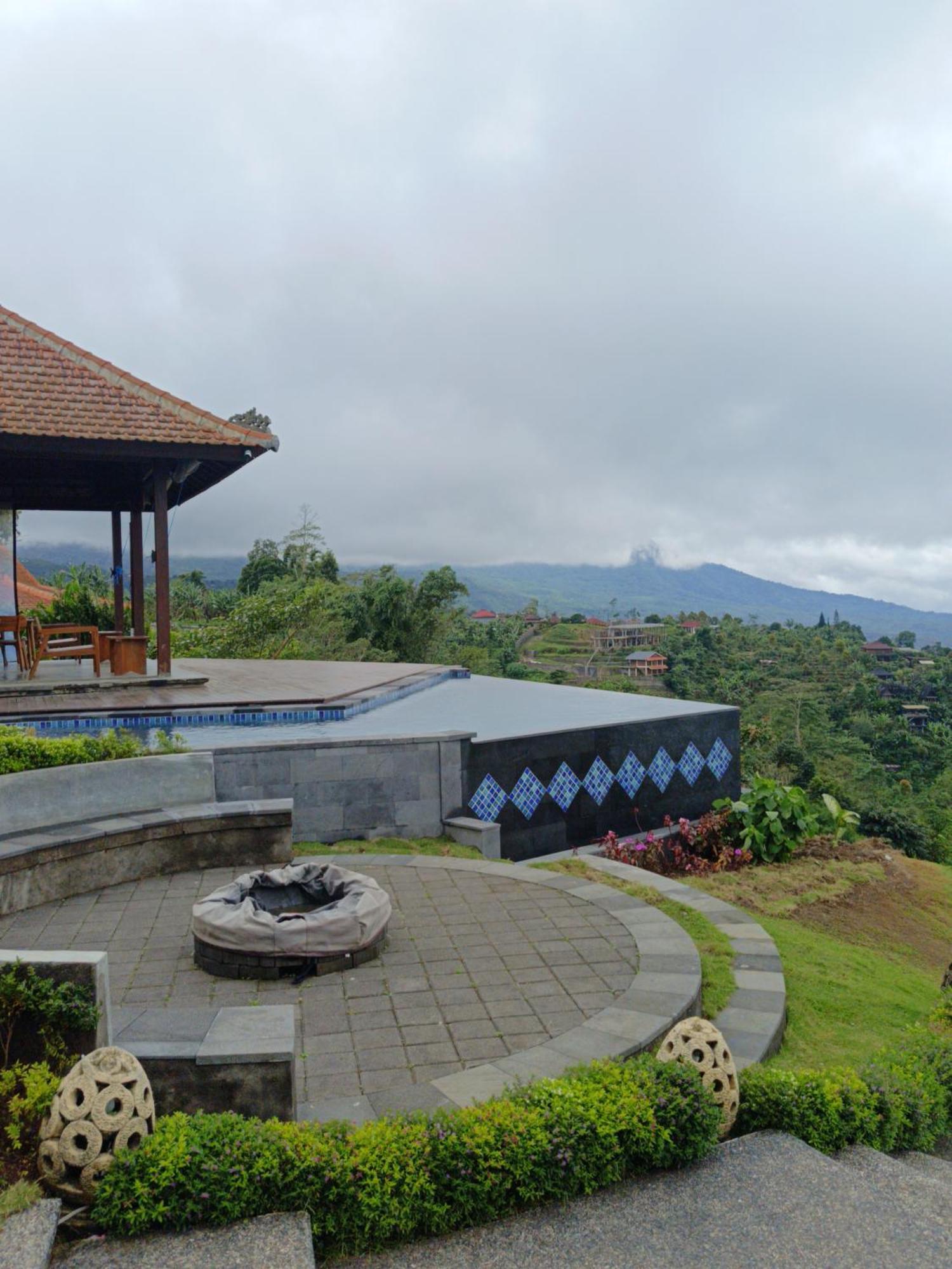 Munduk Tentrem Resort Экстерьер фото